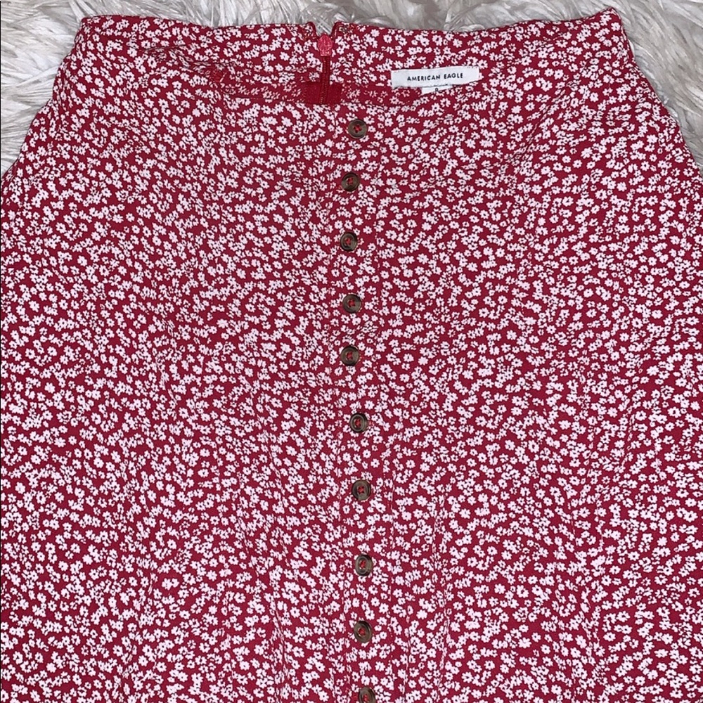 AMERICAN EAGLE FLORAL SKIRT
